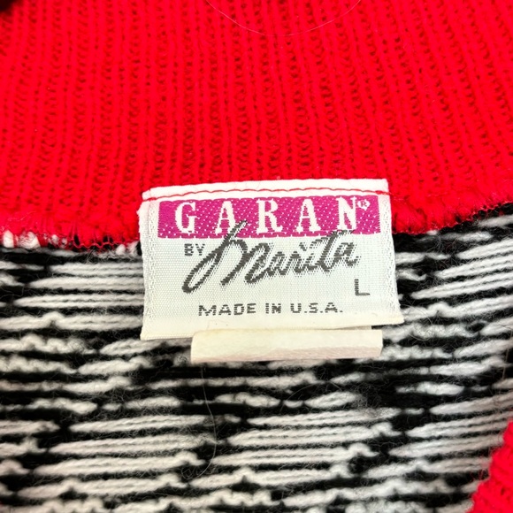 Size large GARAN by Marita VINTAGE houndstooth sweater.  Bright red yarn trim. - Picture 2 of 3